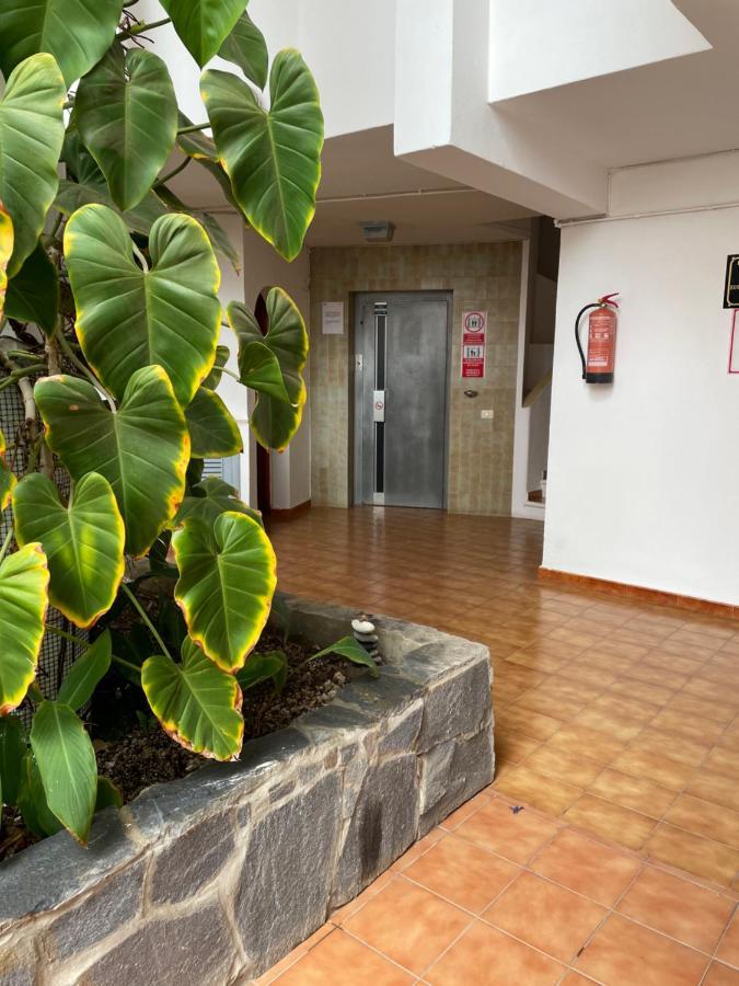 1 Bedroom Apartment With Stunning Sea View Arona  Exterior photo